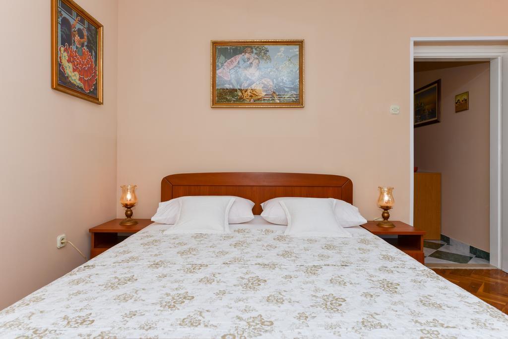 Apartament Manuela *